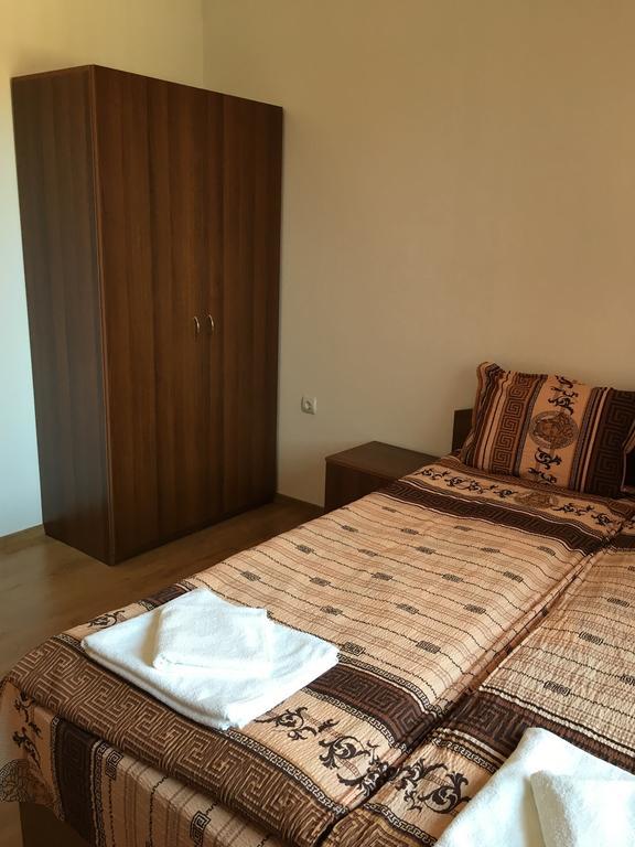 Complex Balkandzhii Apriltsi  Habitación foto