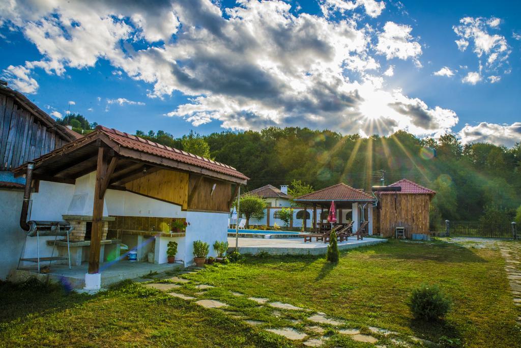Complex Balkandzhii Apriltsi  Exterior foto